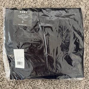 DKNY The Essex Pant